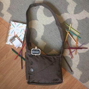 OGIO beige shoulder bag